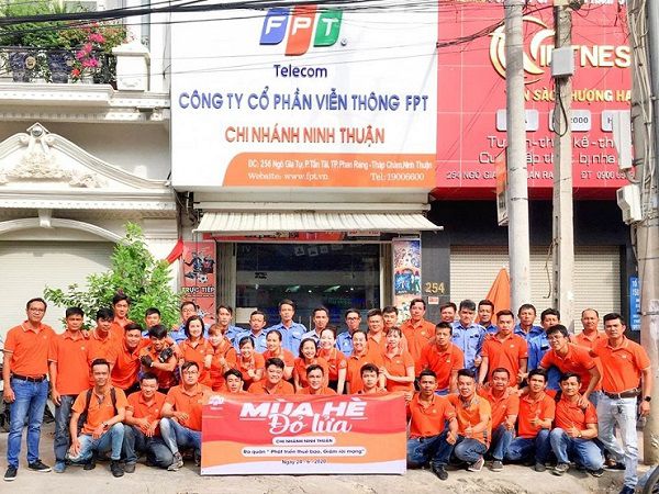 Thủ tục đăng ký lắp mạng FPT Ninh Thuận rất đơn giản, nhanh gọn