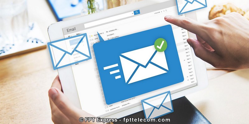 Email là thư điện tử, là phương tiện để trao đổi thông tin qua mạng internet