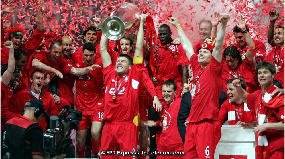 Champions League năm 2004/05, AC Milan có một khởi đầu như mơ, nhưng Liverpool mới là người nở nụ cười chiến thắng