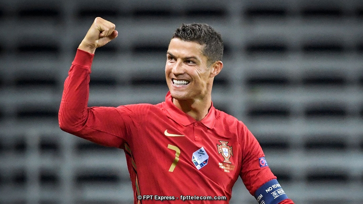 Cristiano Ronaldo hiện đang dẫn đầu về số bàn thắng tại đấu trường Champions League với con số đẹp mắt - 140